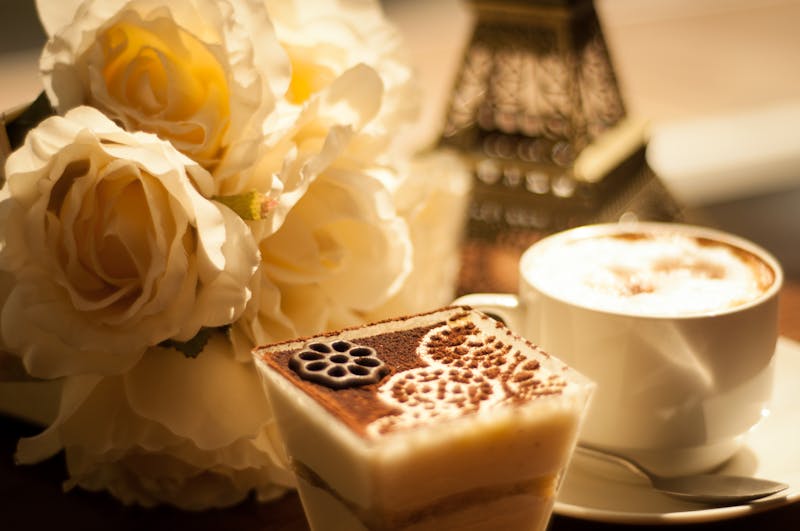 Tiramisu dessert plating